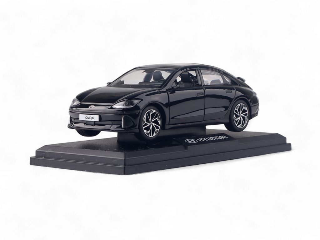 Mini Coche IONIQ 6 Color Negro