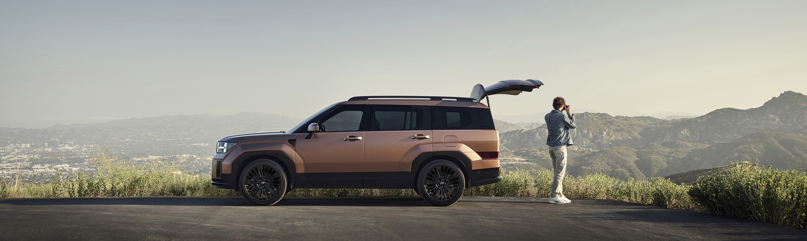 Nuevo Hyundai SANTA FE abierto a nuevos horizontes.