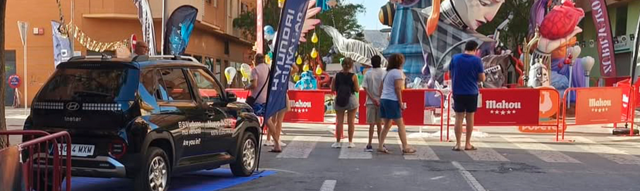  Hyundai Leuka Car se une a la magia de las Hogueras de Alicante 2025
