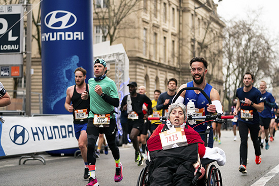 Hyundai impulsa la conciencia sobre la esclerosis múltiple con Eric Domingo en el Semi de Paris 2024 Hyundai impulsa la conciencia sobre la esclerosis múltiple con Eric Domingo en el Semi de Paris 2024