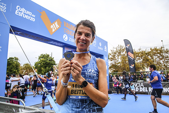 Ruth Beitia completa el “Challenge 21K Valencia” acompañada de Hyundai Motor España Ruth Beitia completa el “Challenge 21K Valencia” acompañada de Hyundai Motor España