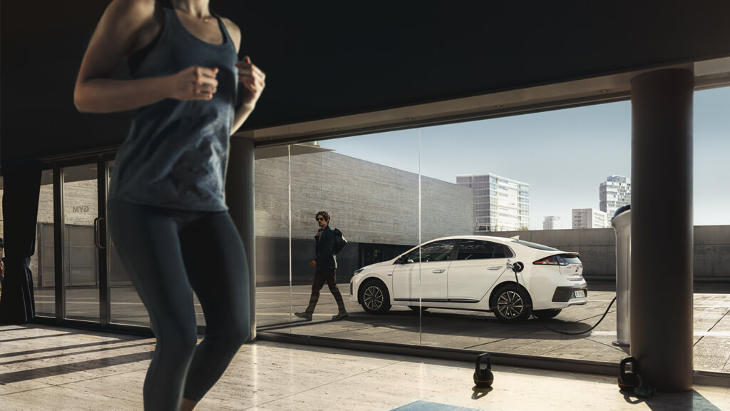 cuanto tarda en cargar un coche eléctrico Tiempo de carga de un coche eléctrico